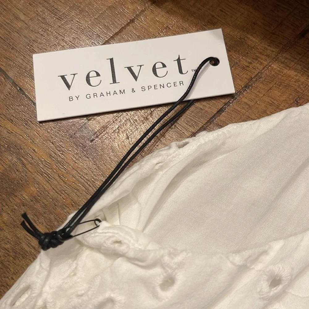 Eyelet Cami - Picture 4 of 4